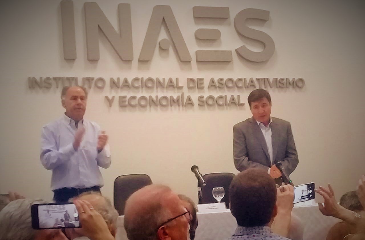 Mario Cafiero asumió la presidencia del INAES